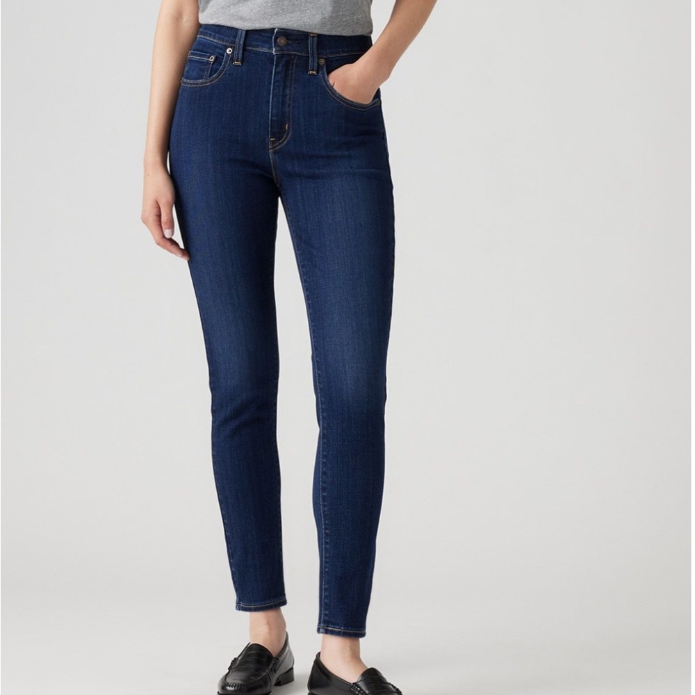 Levi’s women 721 High-Rise Stretch Skinny